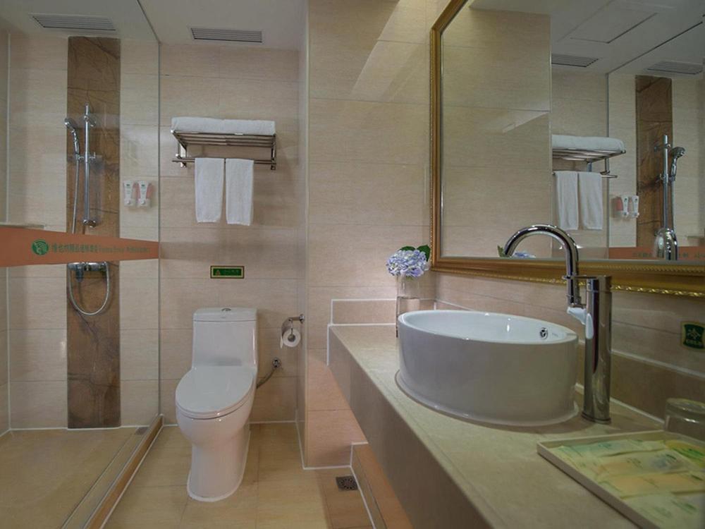 Vienna Hotel Chaozhou Plaza מראה חיצוני תמונה